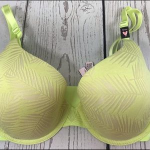 VS T-Shirt Lightly Lined Demi Bra 32DDD UNDERWIRE